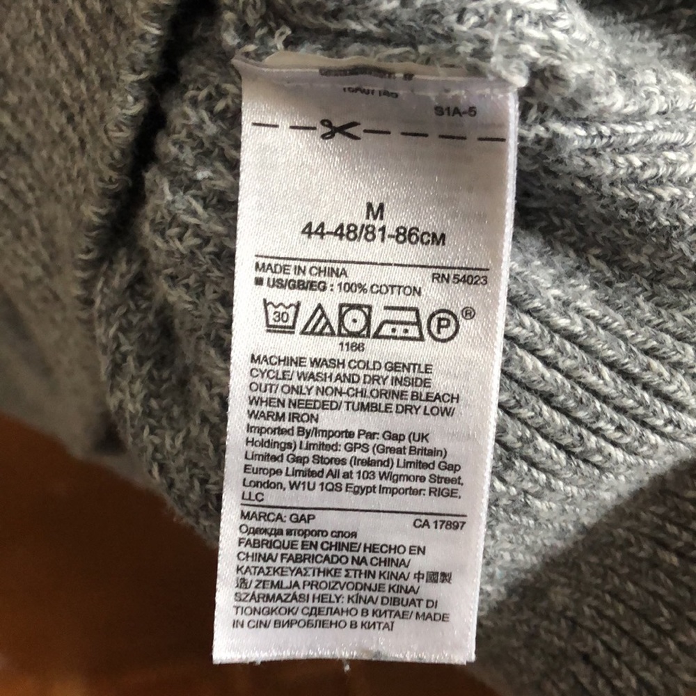 GAP knit crewneck M - Picture 3 of 4